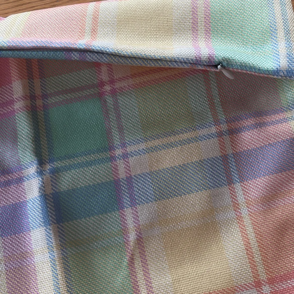 NEW Pastel Plaid Pillow Covers🌺 - Picture 2 of 4